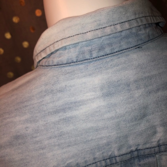 Chico’s chambray denim button down shirt - Picture 7 of 8